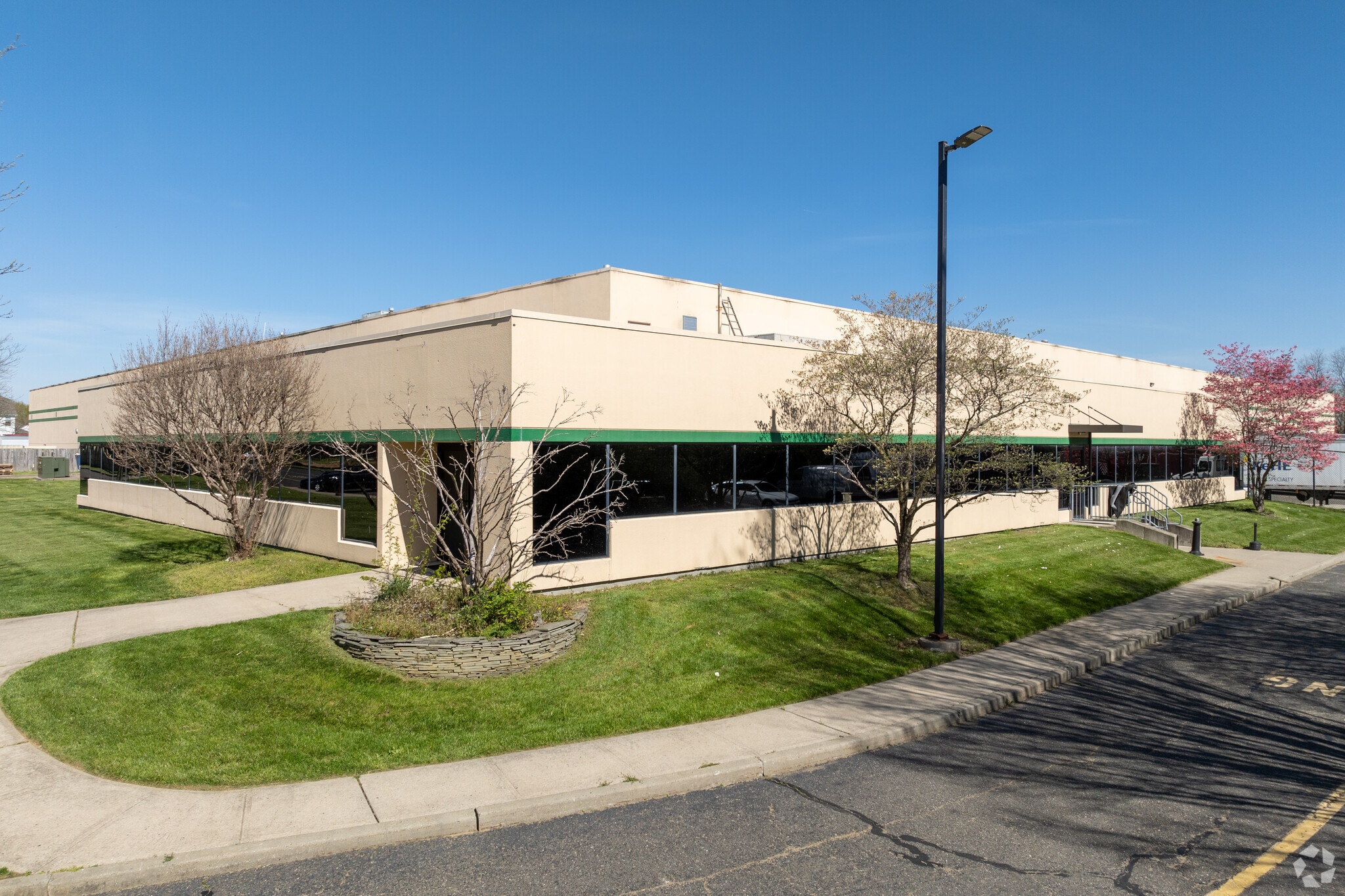 183 Three Brooks Rd, Freehold, NJ for Rent