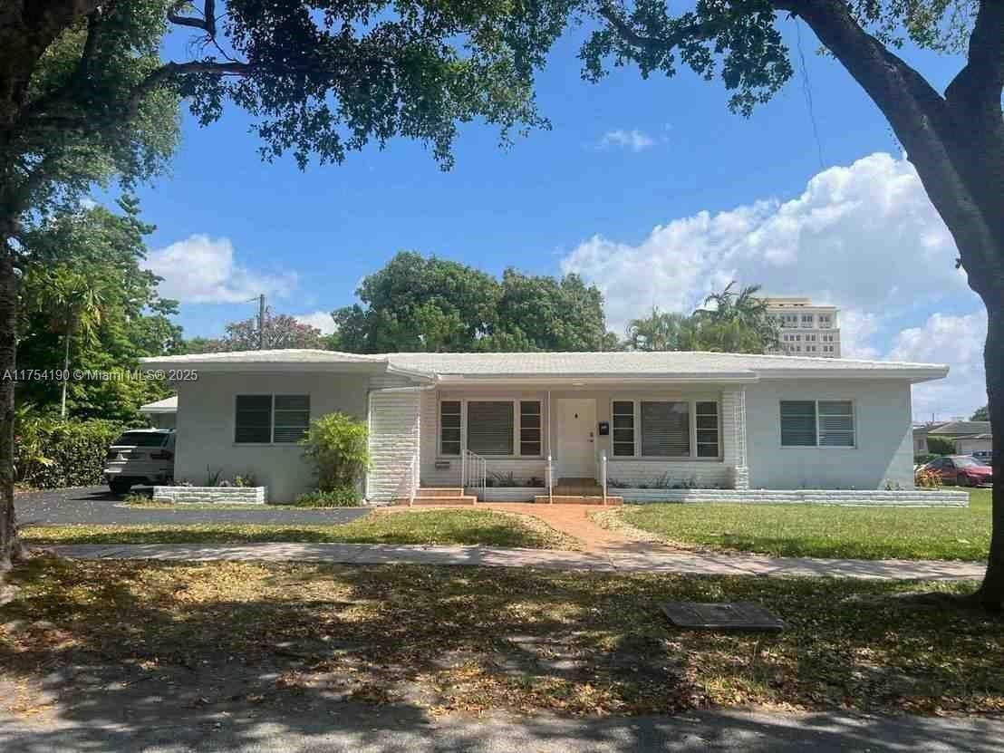 401 Malaga Ave, Coral Gables, FL for Sale