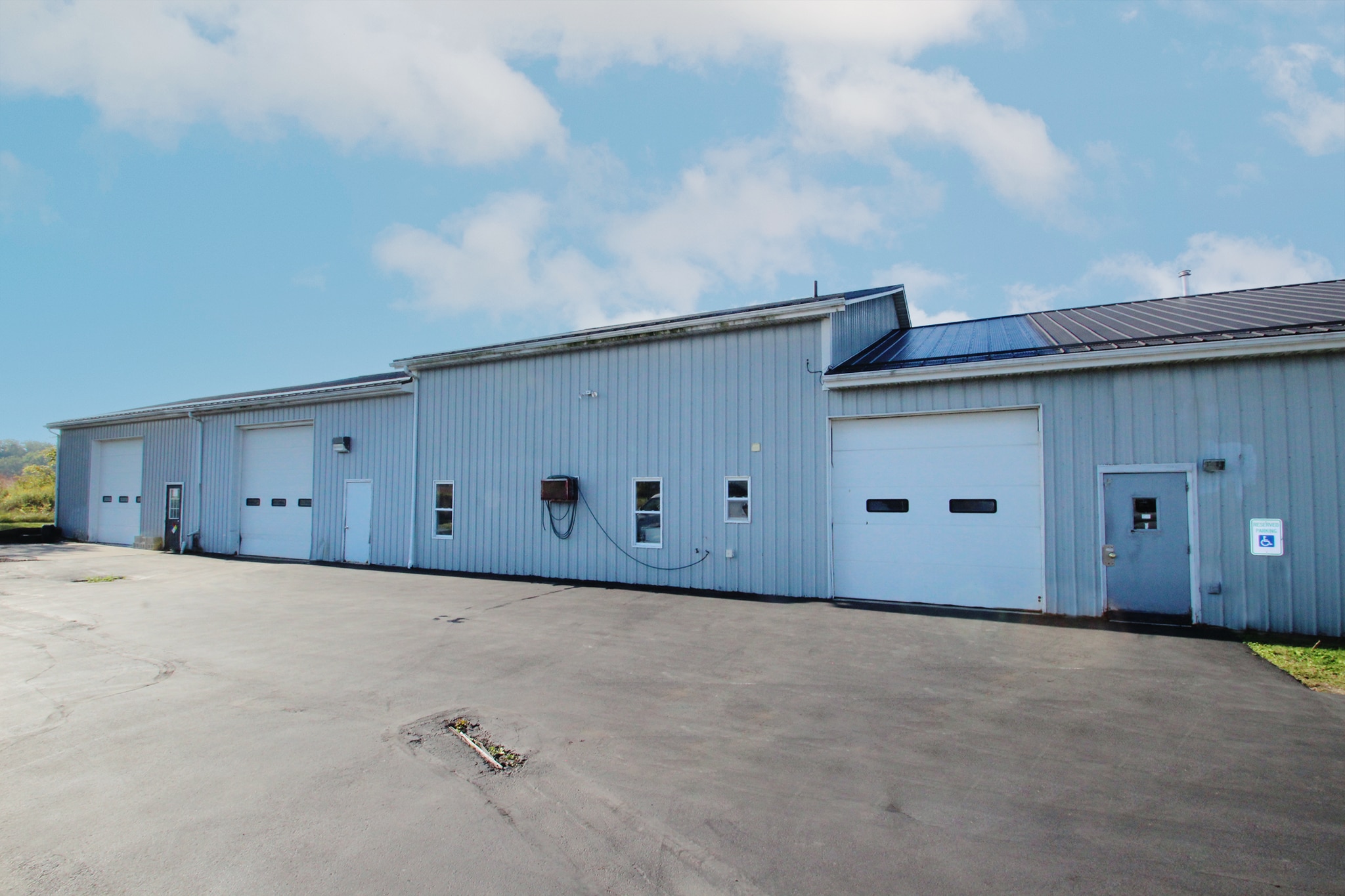 3683 Pearl Rd, Medina, OH for Rent