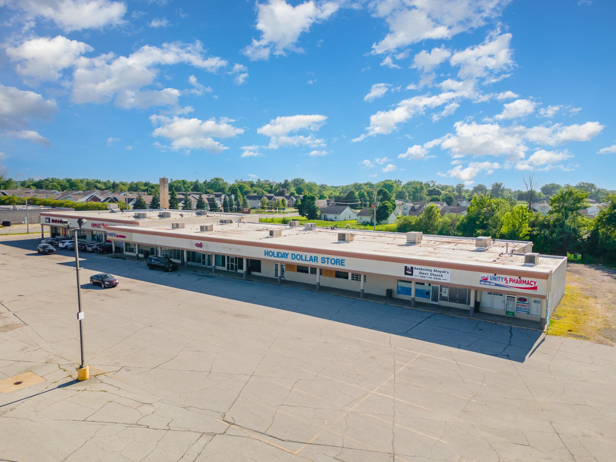 3405-3419 E Genesee Ave, Saginaw, MI for Rent