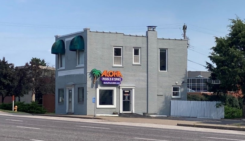 13000 Manchester Rd, Des Peres, MO for Sale