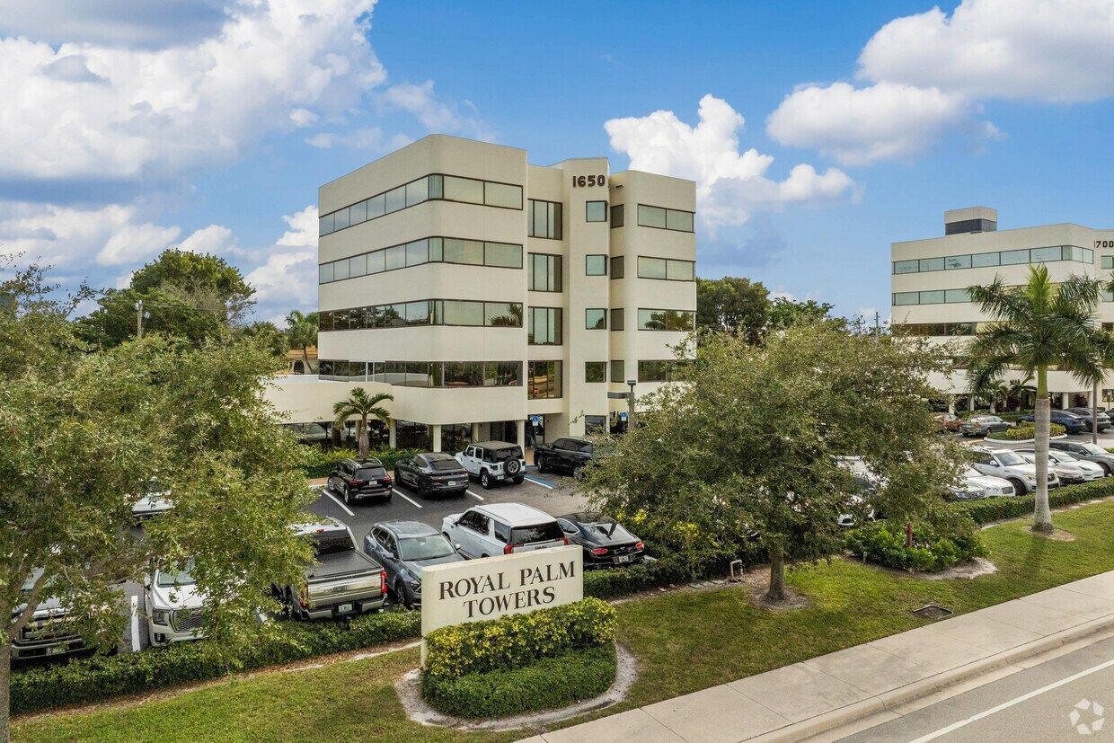 1700 S Dixie Hwy, Boca Raton, FL for Sale