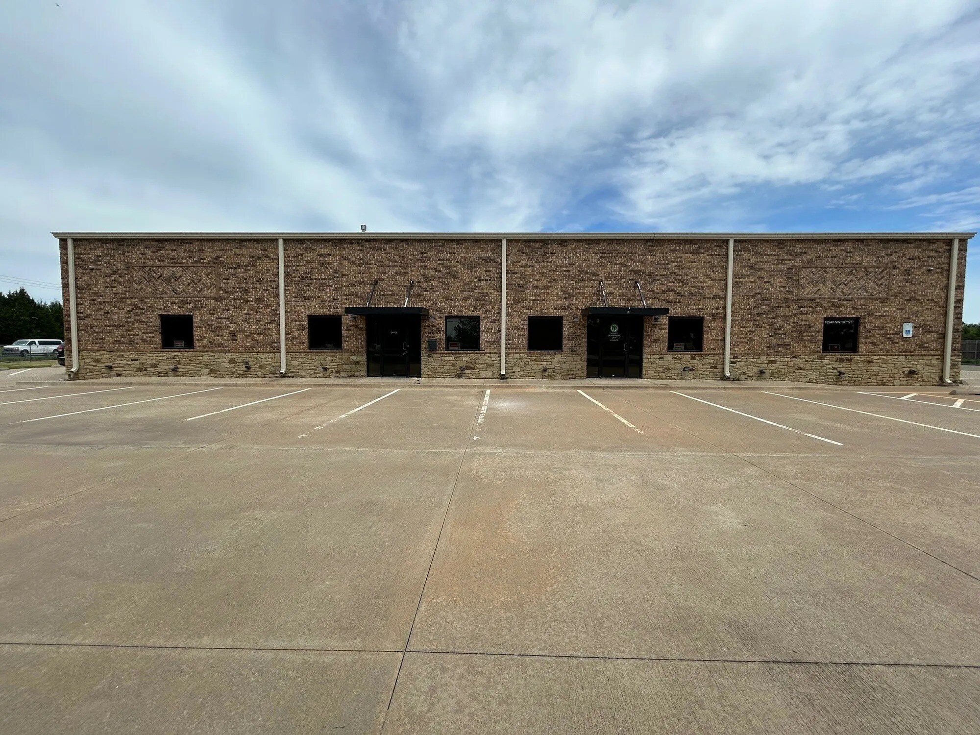 10549 NW 10th St, Oklahoma City, OK for Rent