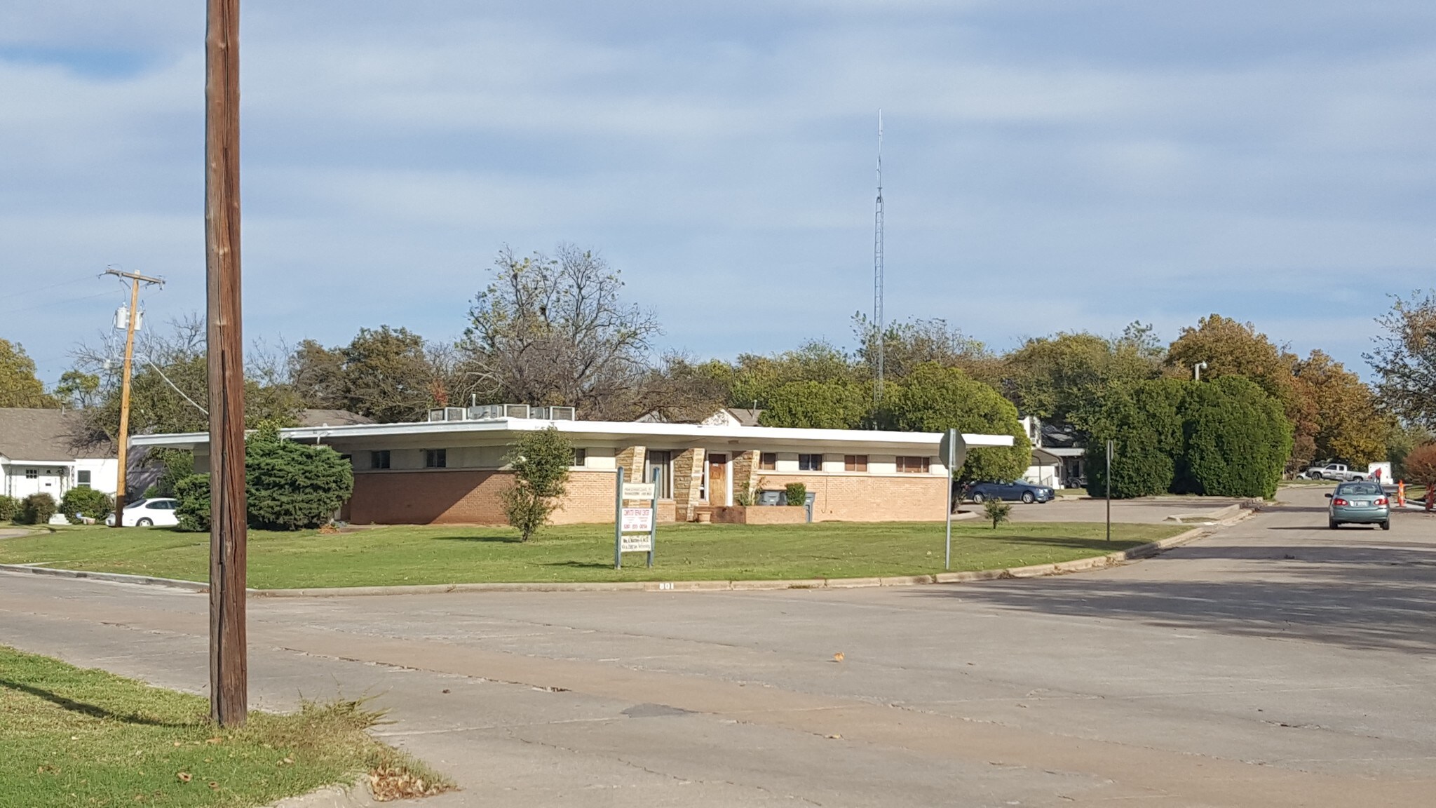 801-809 NW Pershing Dr, Lawton, OK for Sale