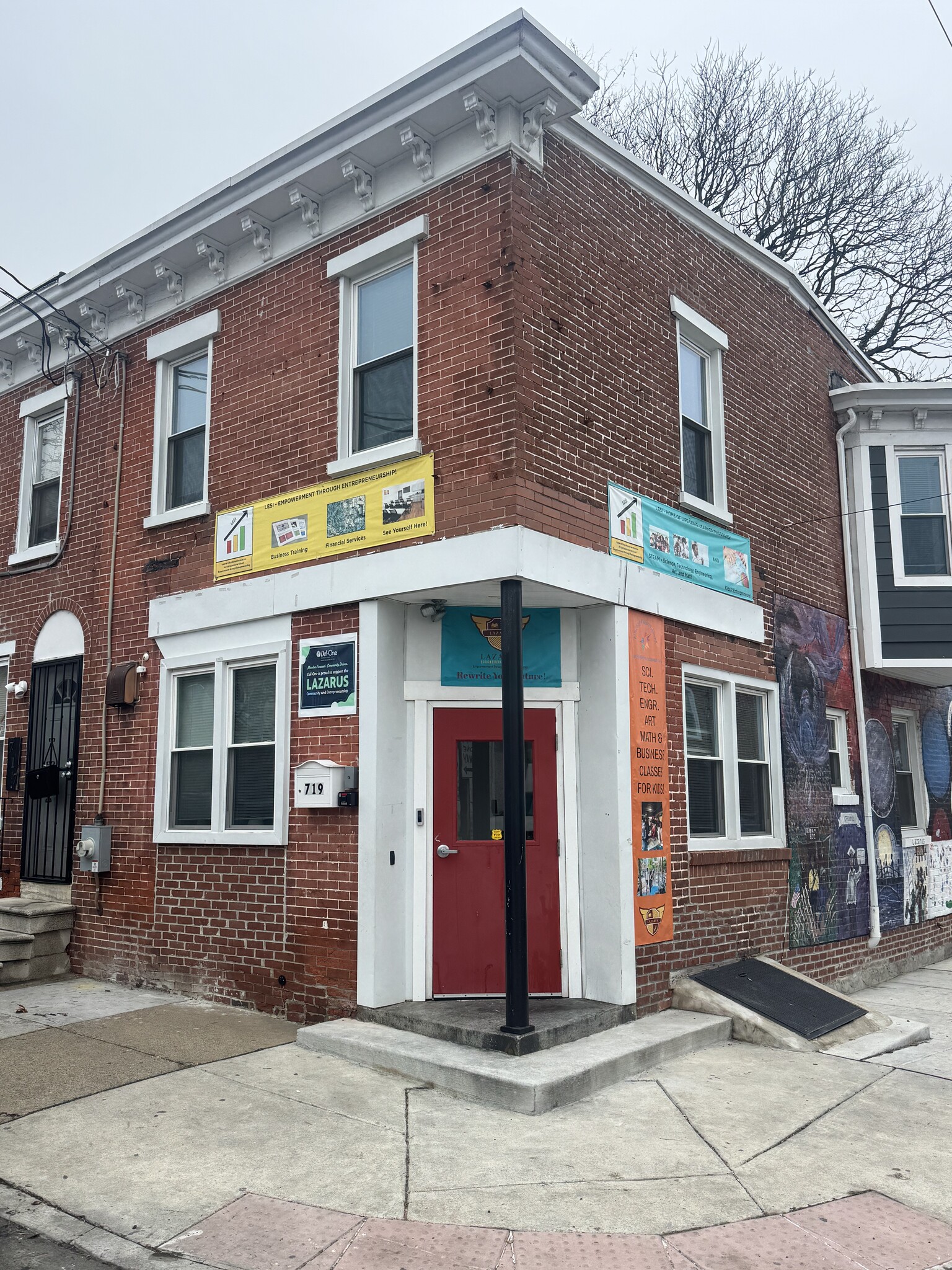 719 E 10th St, Wilmington, DE for Sale