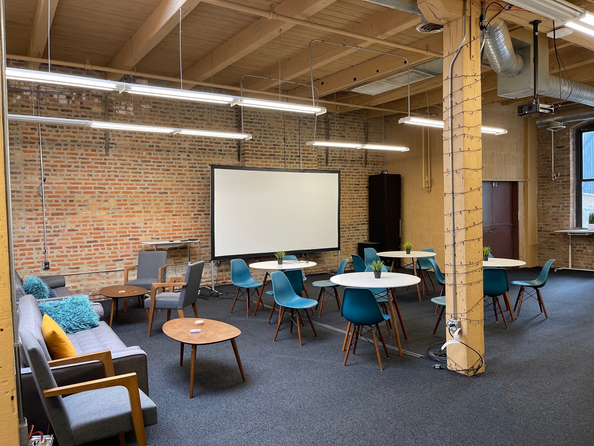 9-15 W Hubbard St, Chicago, IL for Rent