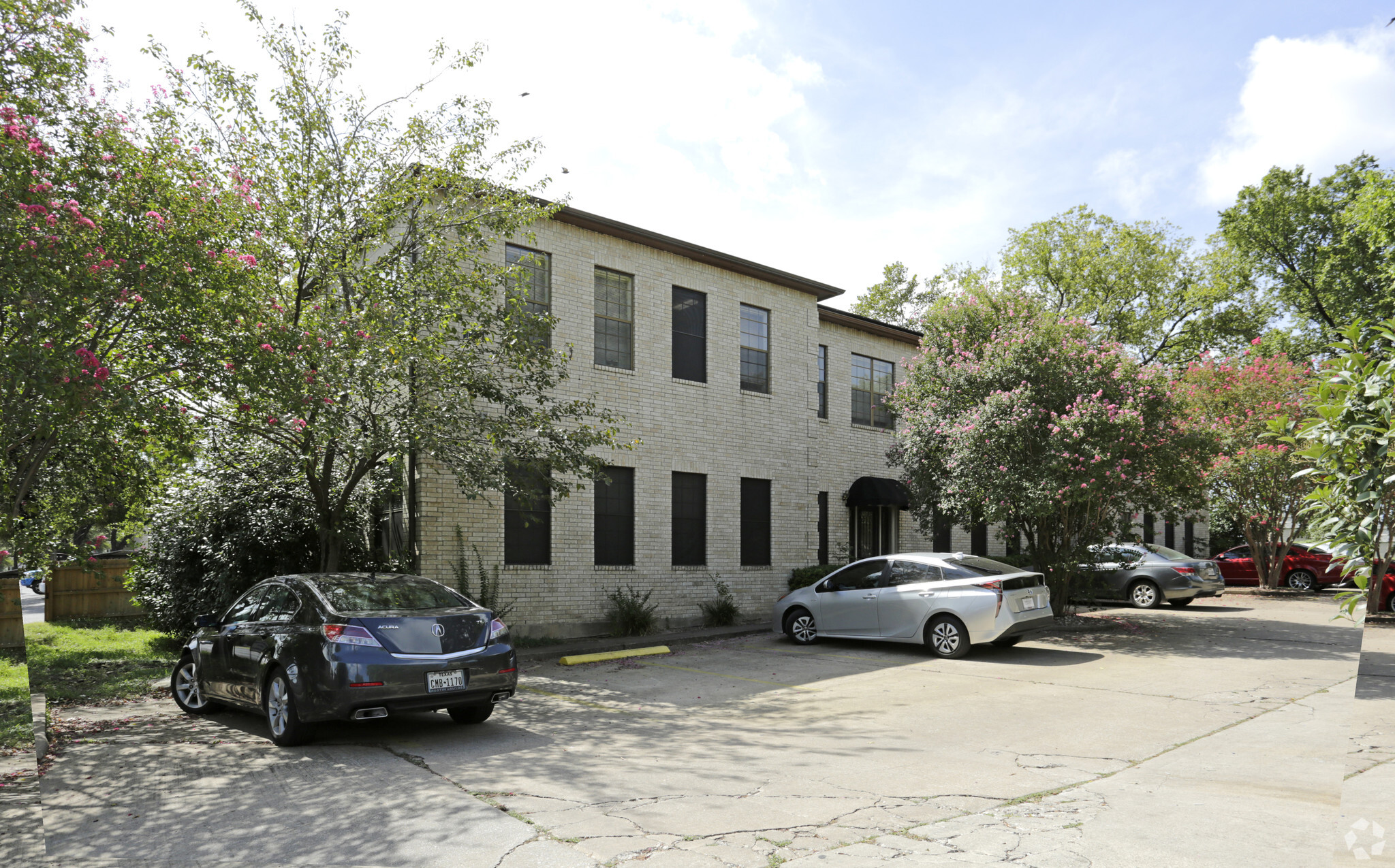 1823 Fort View Rd, Austin, TX for Sale