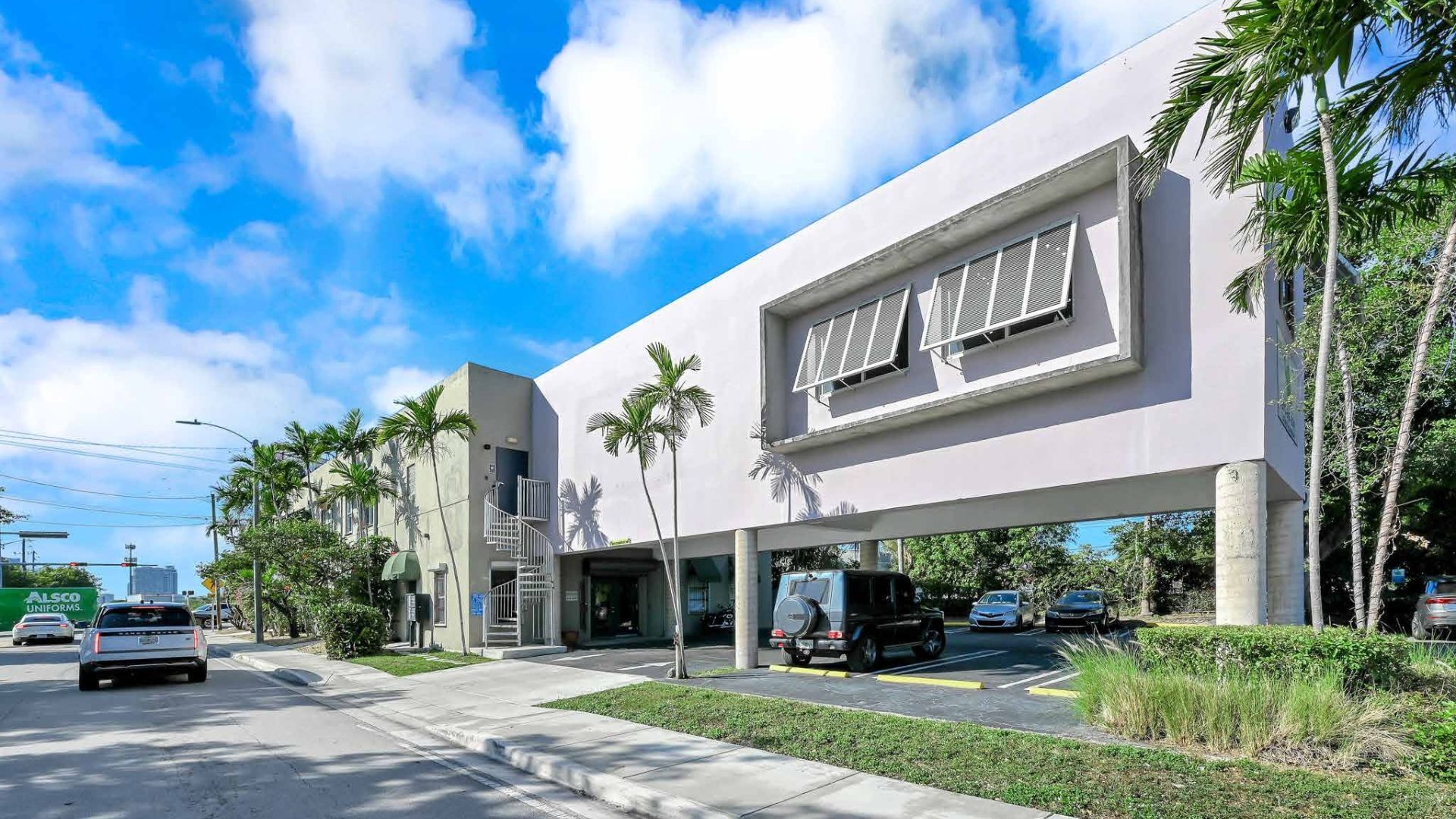 5400 NE 4 Ct, Miami, FL for Rent