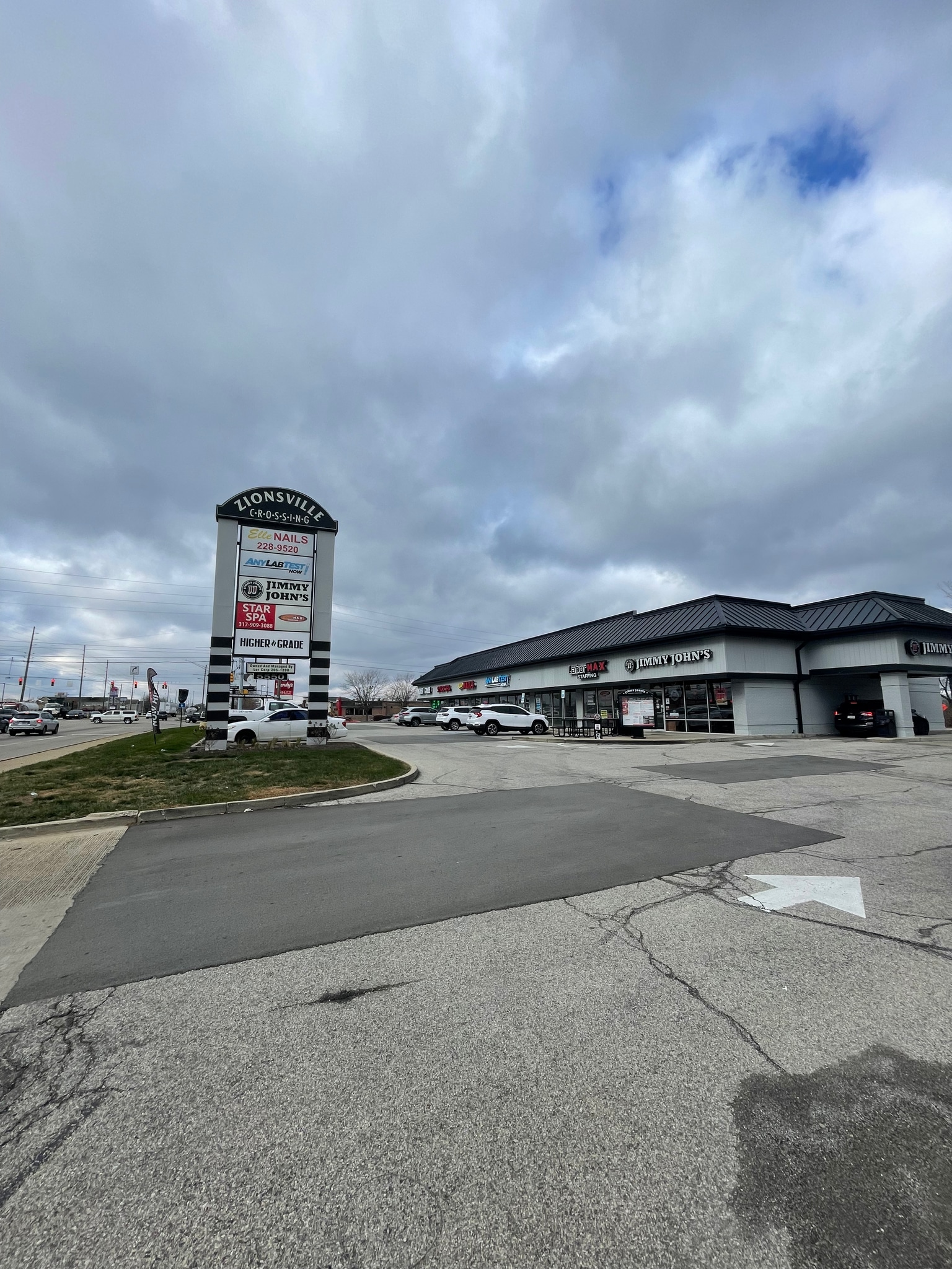5550 W 86th St, Indianapolis, IN for Rent