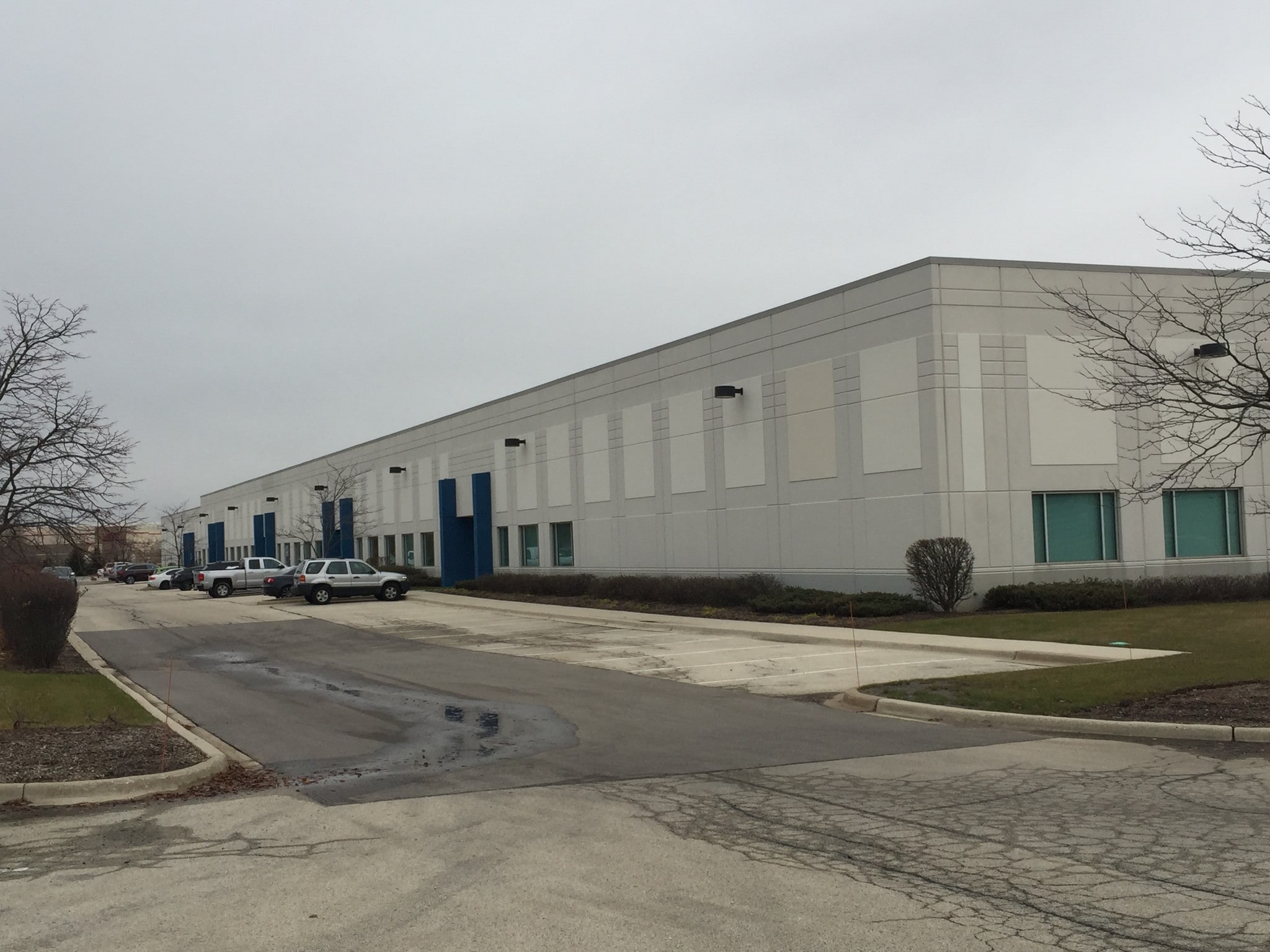 10204 Werch Dr, Woodridge, IL for Rent