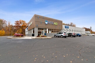 118-136 Mdw St  