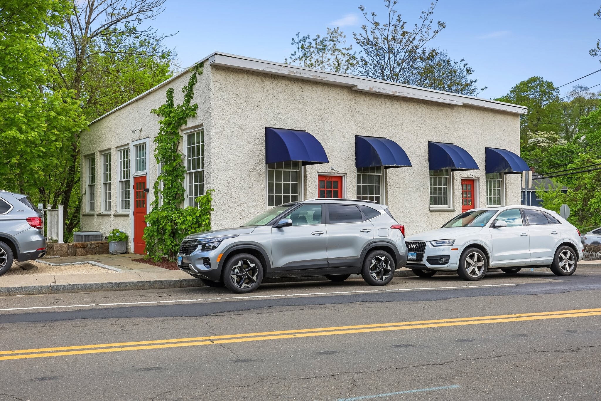 301 Valley Rd, Cos Cob, CT for Sale
