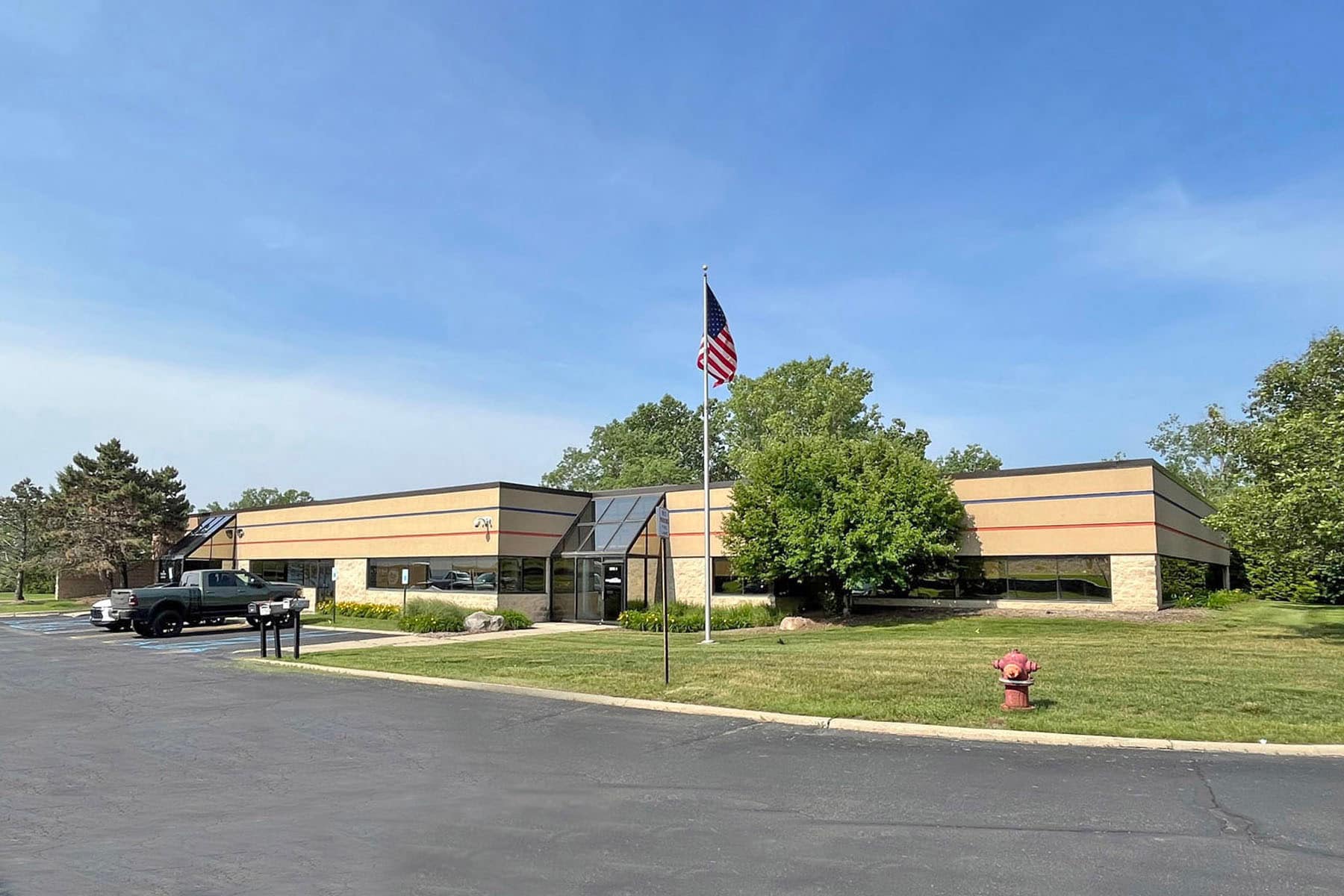 1700 Harmon Rd, Auburn Hills, MI for Sale