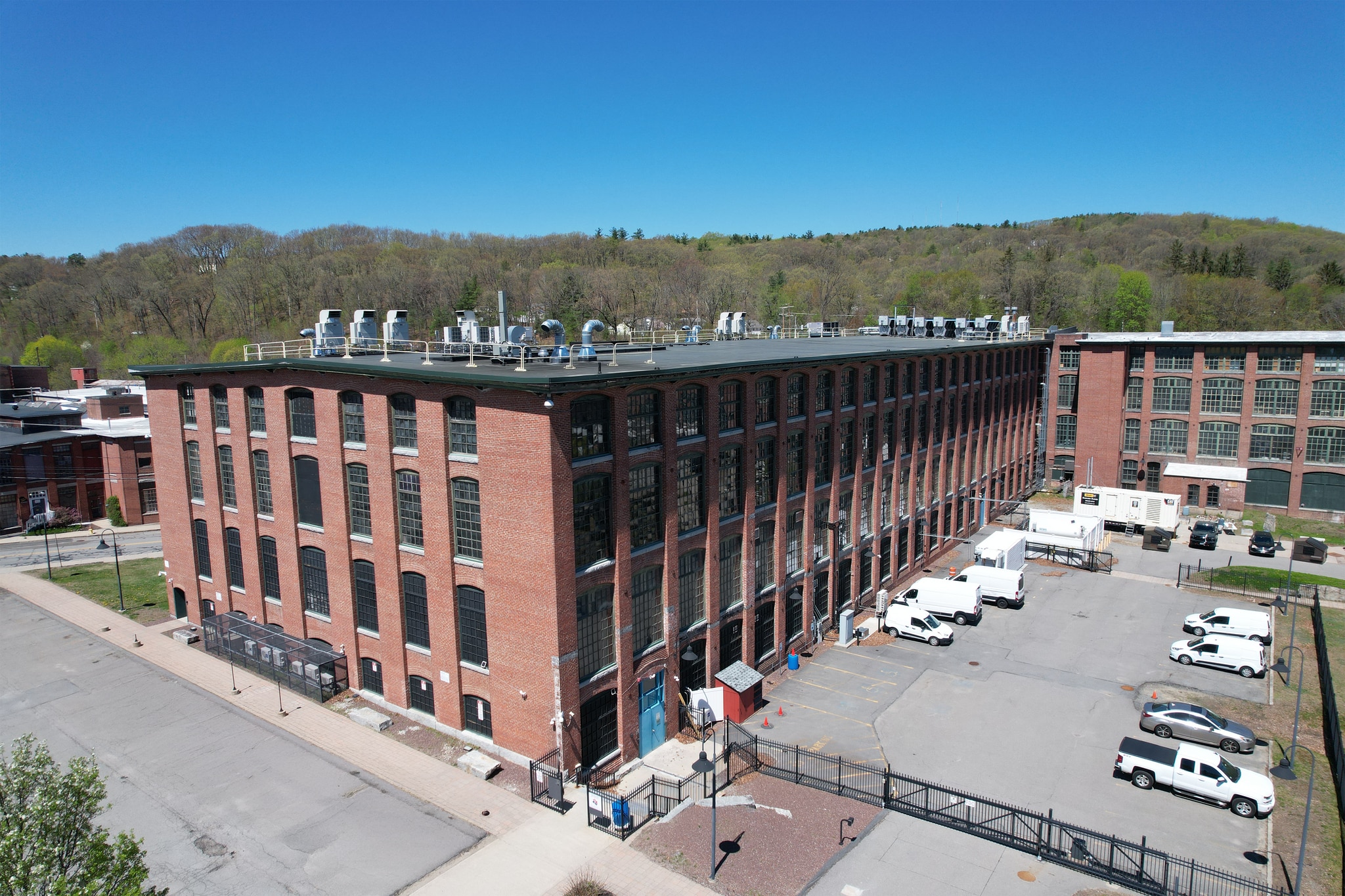 1 Oak Hill Rd, Fitchburg, MA for Rent