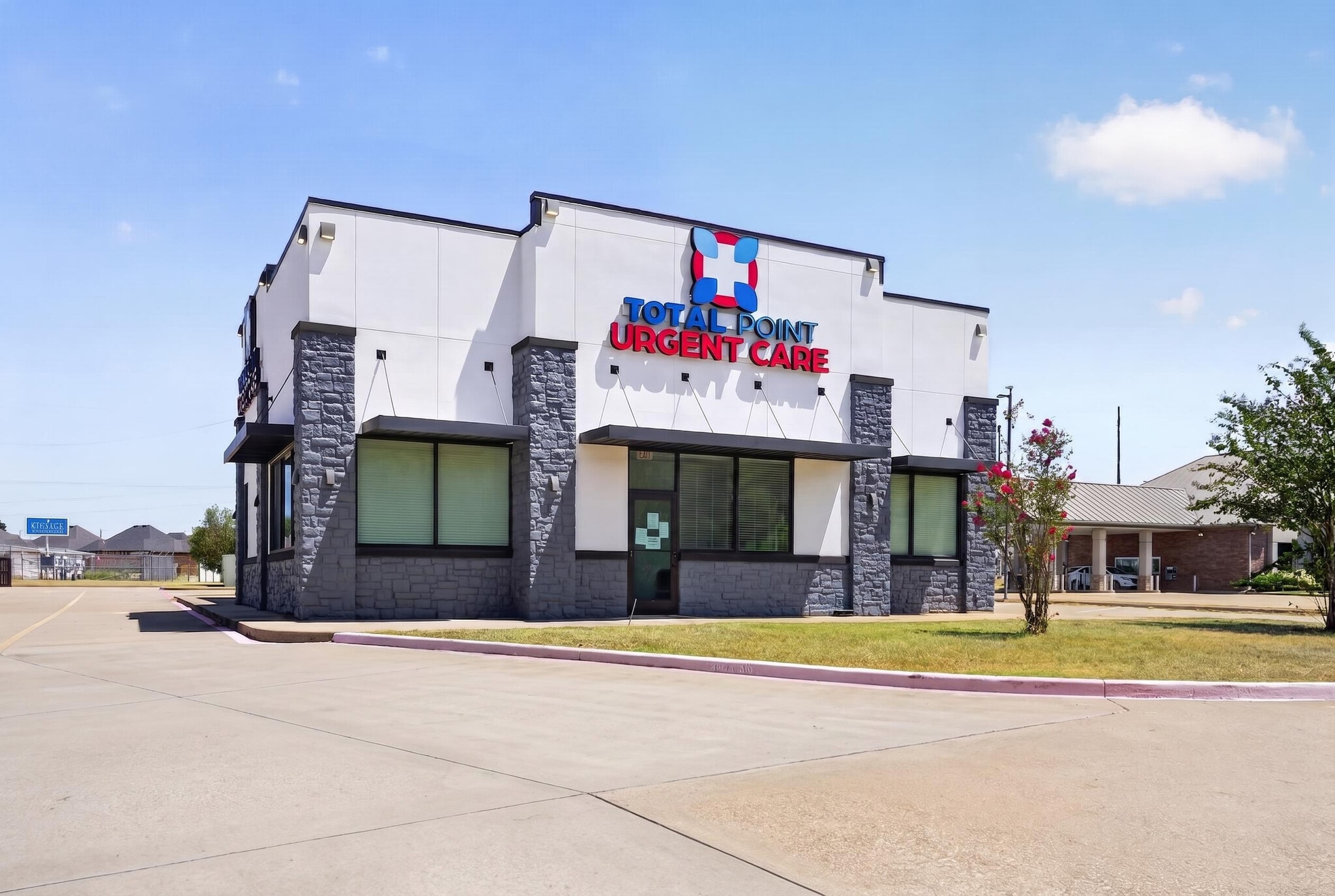 804 W Main St, Hallsville, TX for Sale