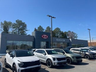 Gainesville, GA Auto Dealership - 2821 Browns Bridge Rd