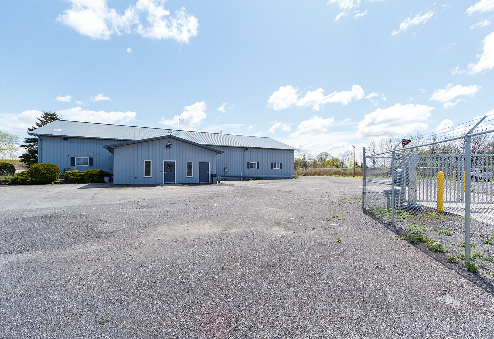 4353 Miller Rd, Niagara Falls, NY for Sale