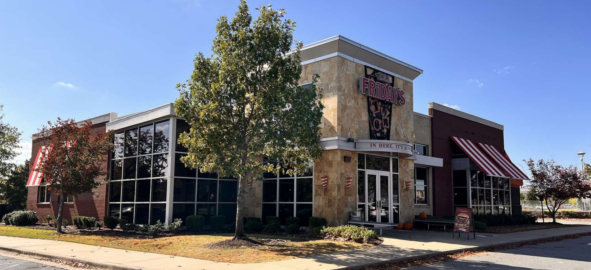 1105 E Oak St, Conway, AR for Sale