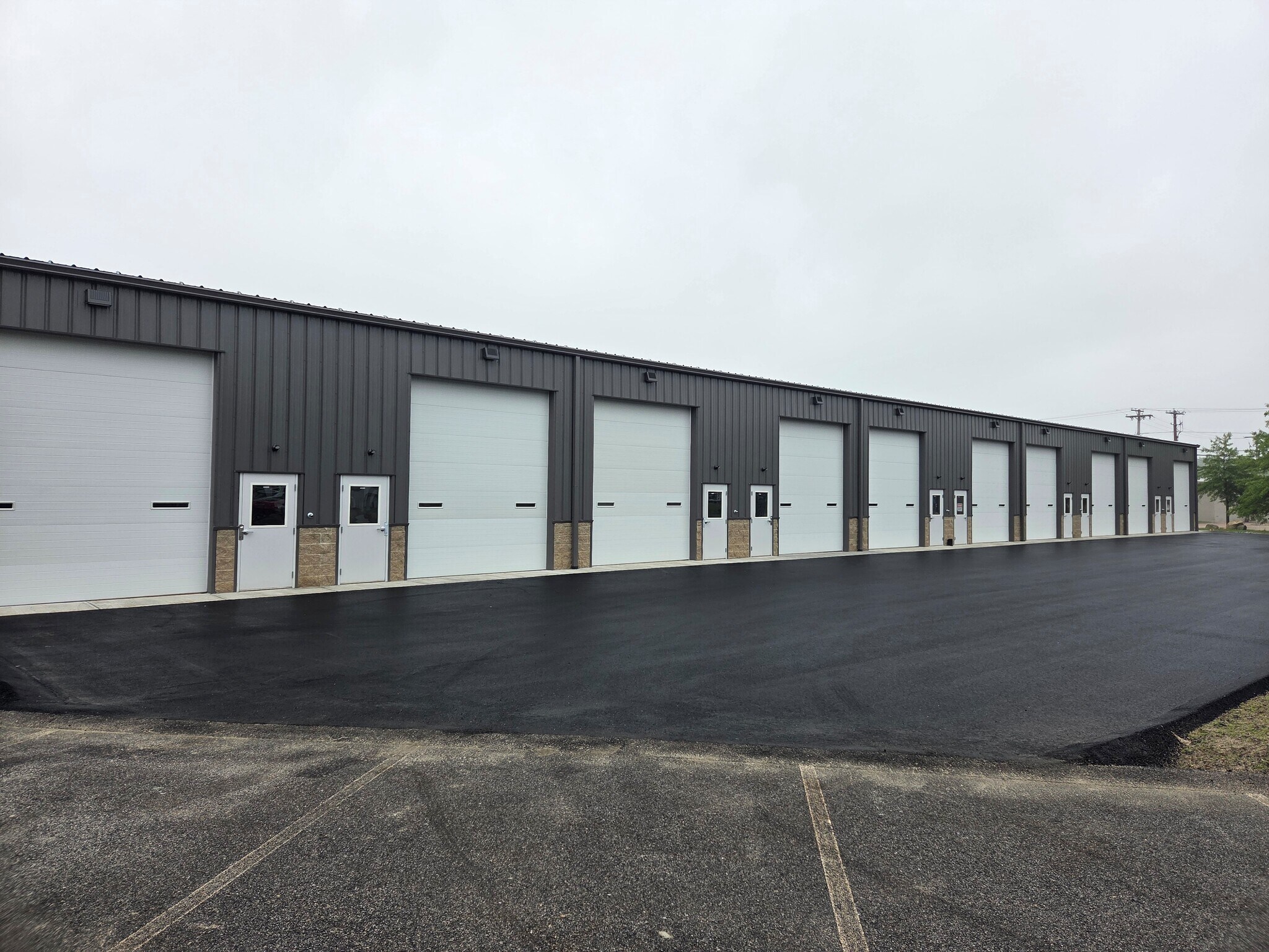 335 Compass Cir, North Kingstown, RI for Sale