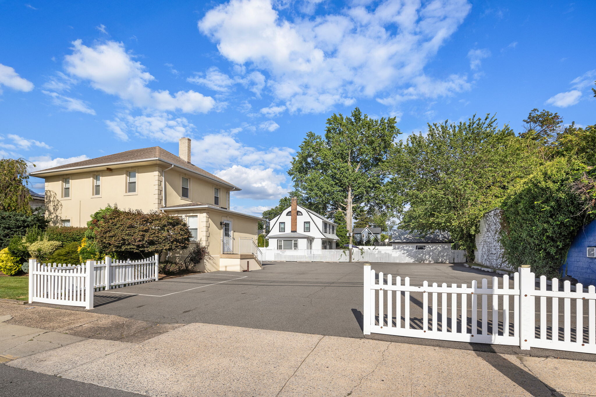 197 S Washington Ave, Bergenfield, NJ for Sale