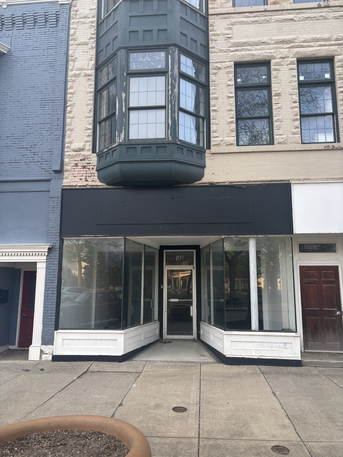 140-148 Middle Ave, Elyria, OH for Rent