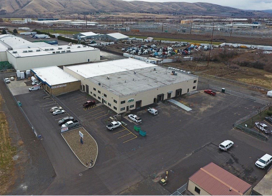 700 W Valley Mall Blvd, Union Gap, WA for Sale