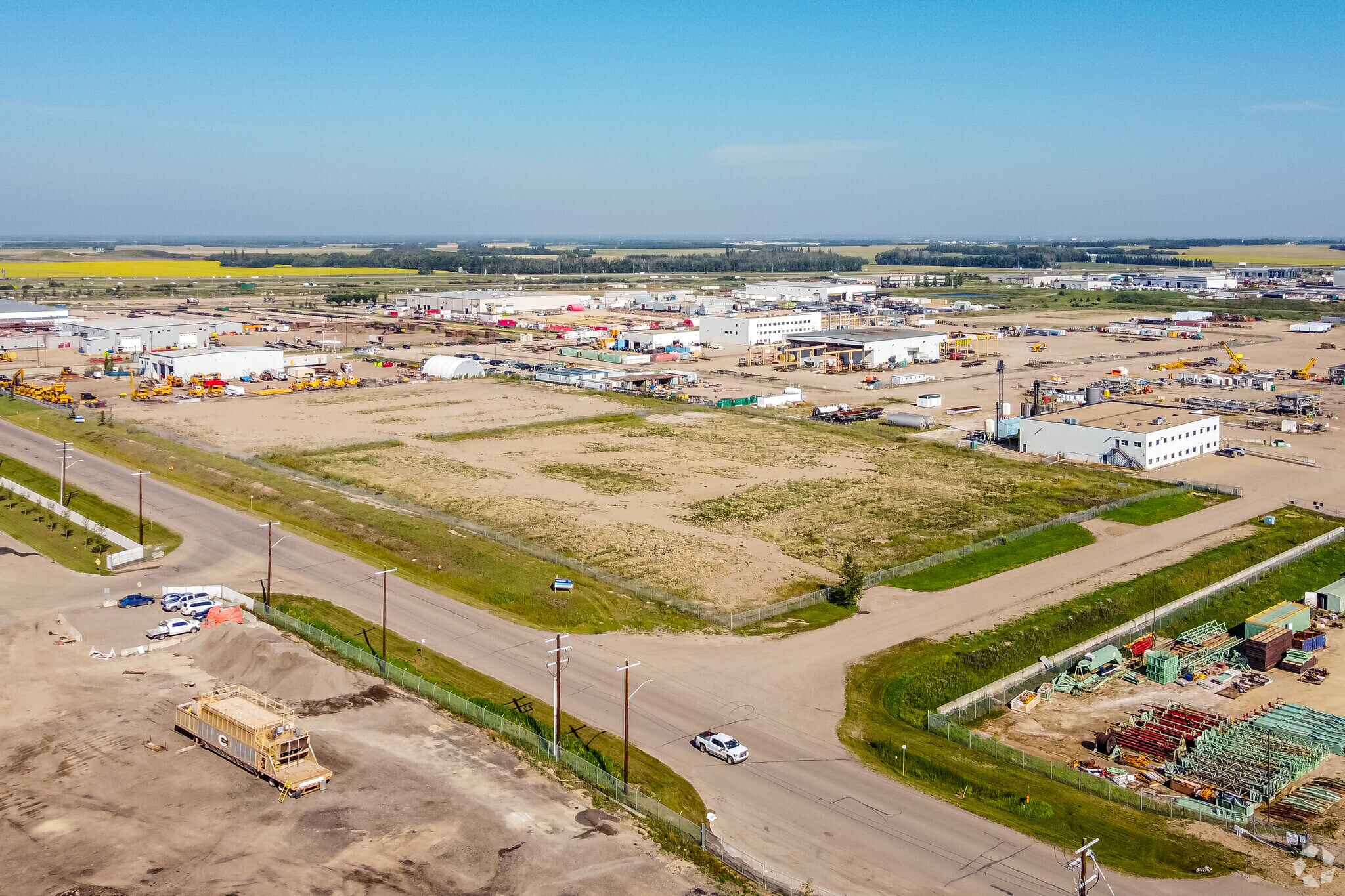 706 25 Av, Nisku, AB for Rent