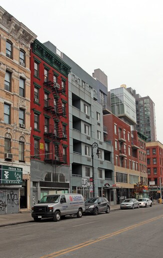 New York, NY Retail - 149-151 Essex St