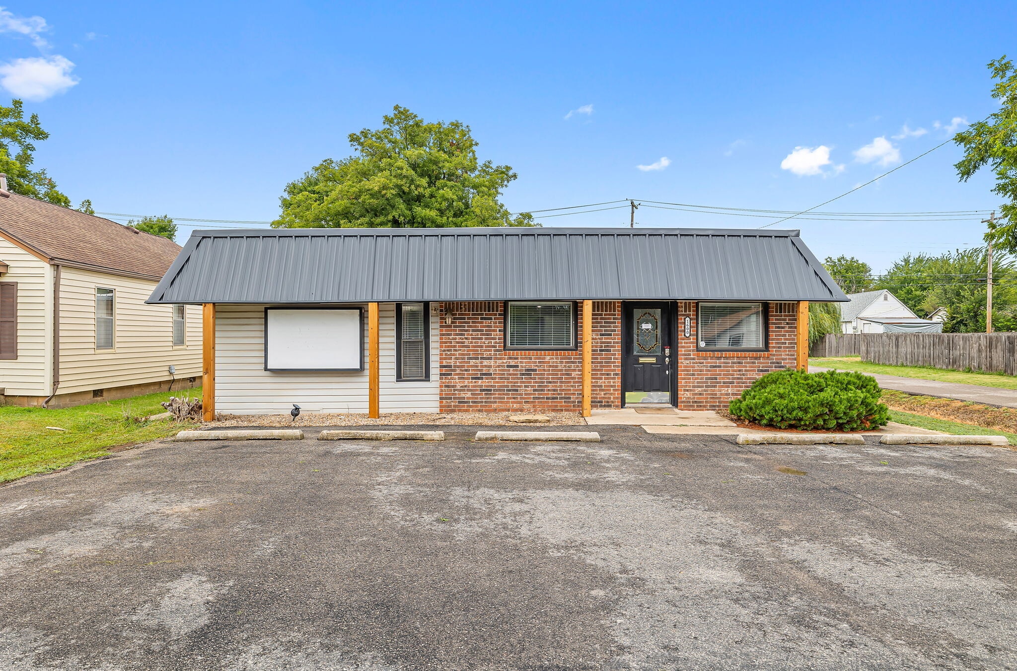 1600 S Choctaw Ave, El Reno, OK for Rent