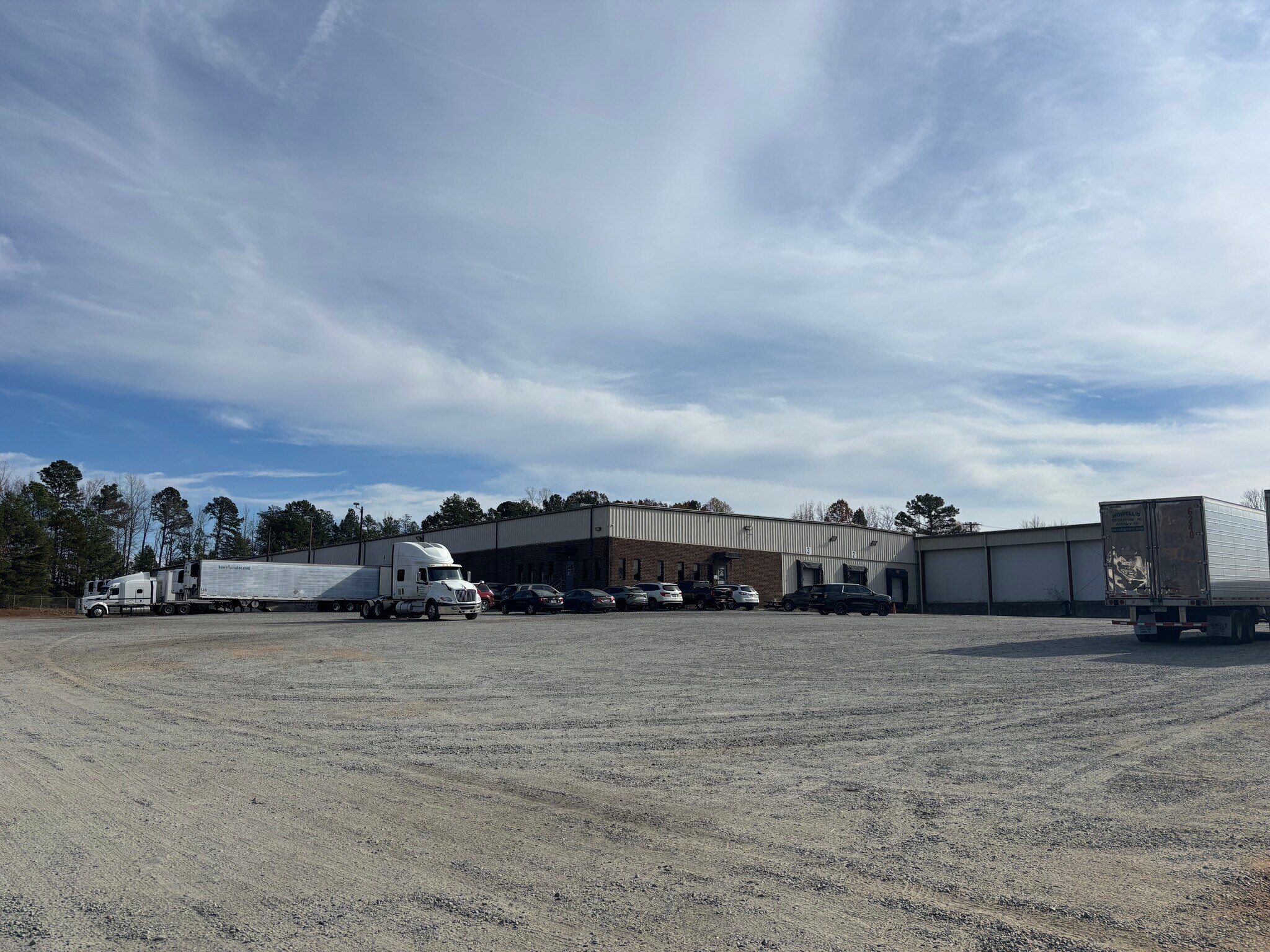 10028 Metromont Industrial Blvd, Charlotte, NC for Rent