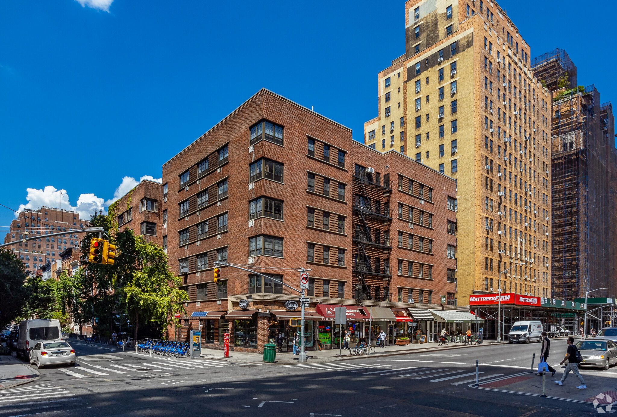 78-88 7th Ave, New York, NY for Rent