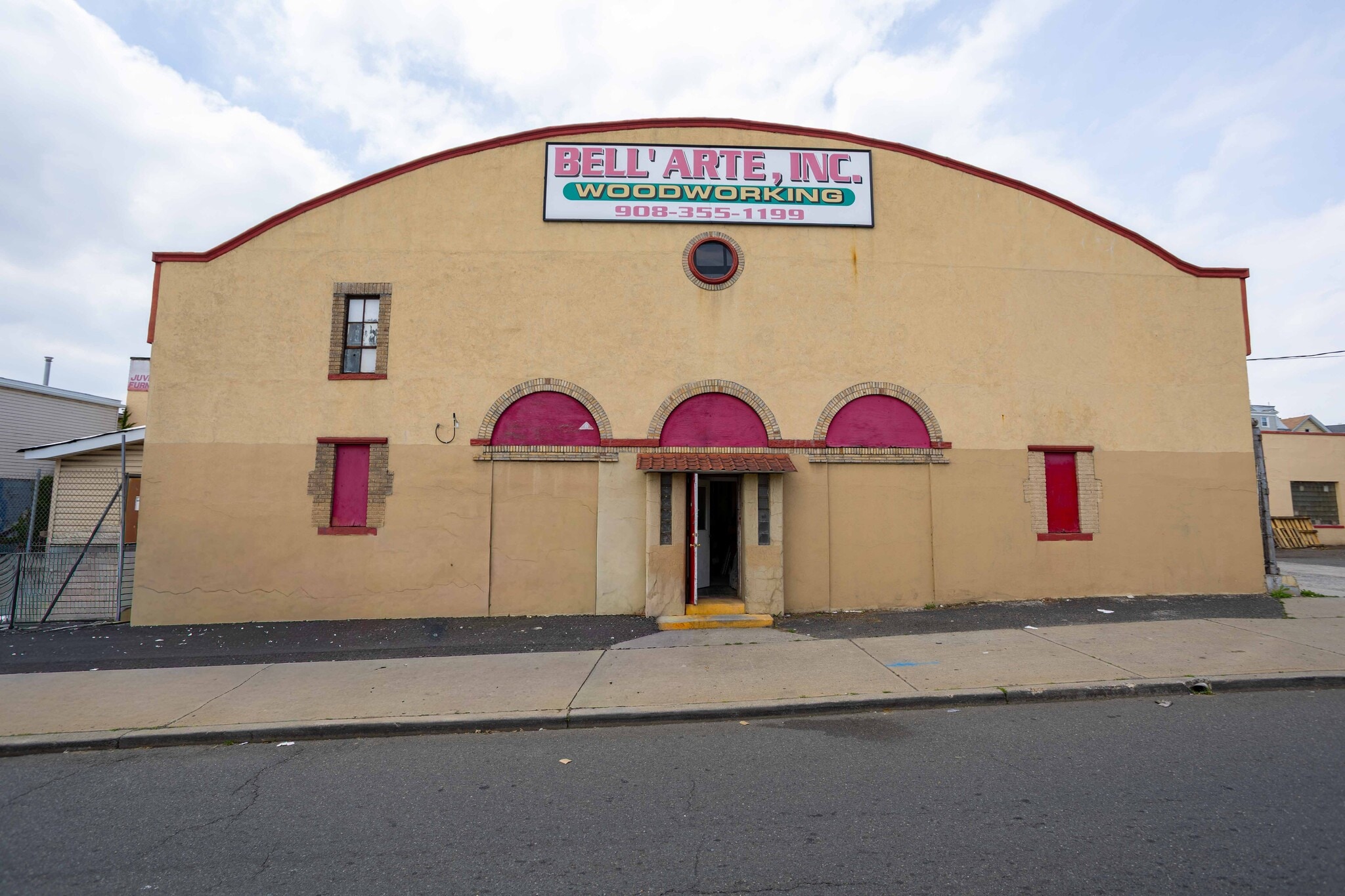 10-24 W Mravlag Pl, Elizabeth, NJ for Sale