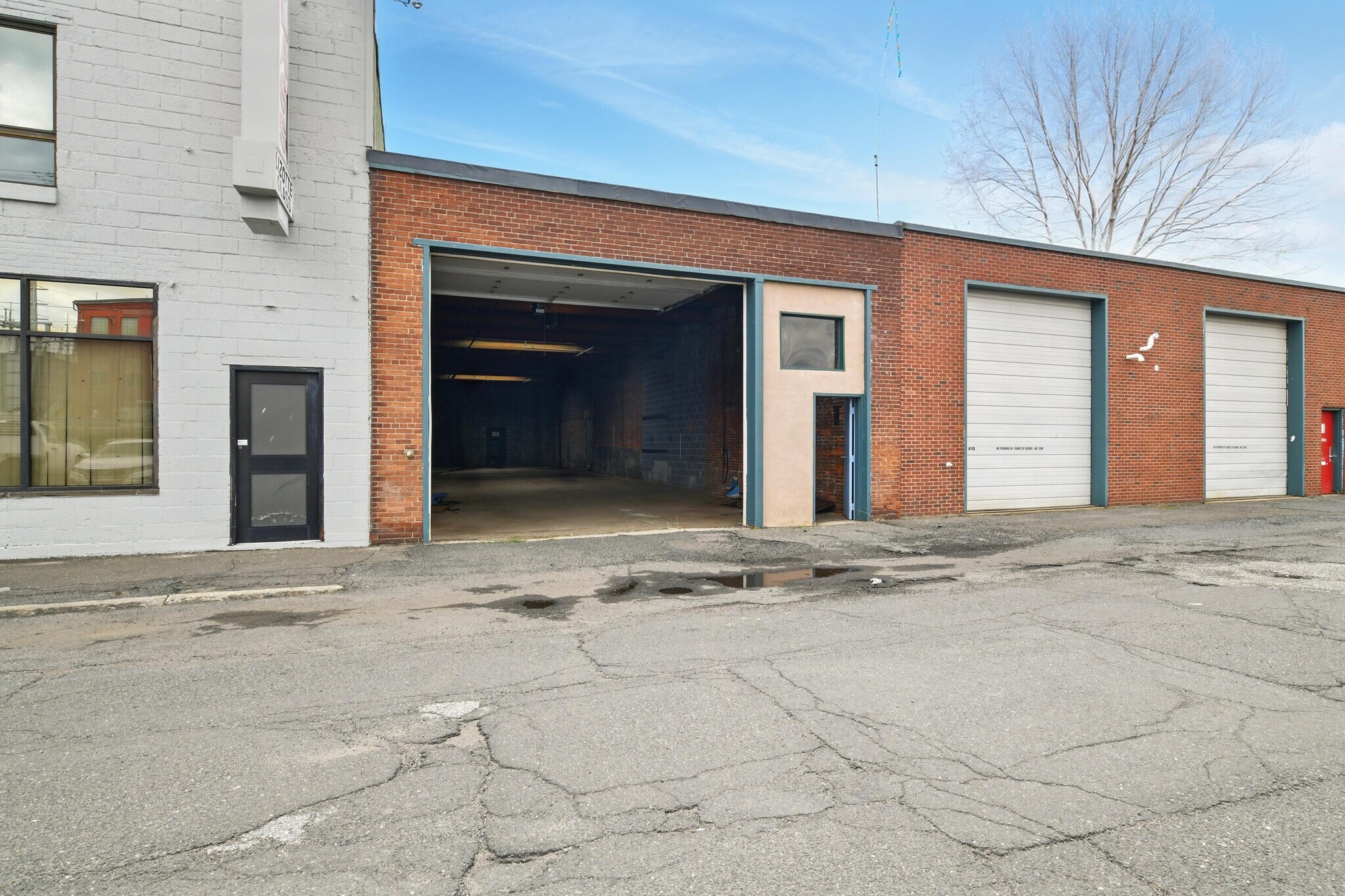 420 Race St, Holyoke, MA for Rent