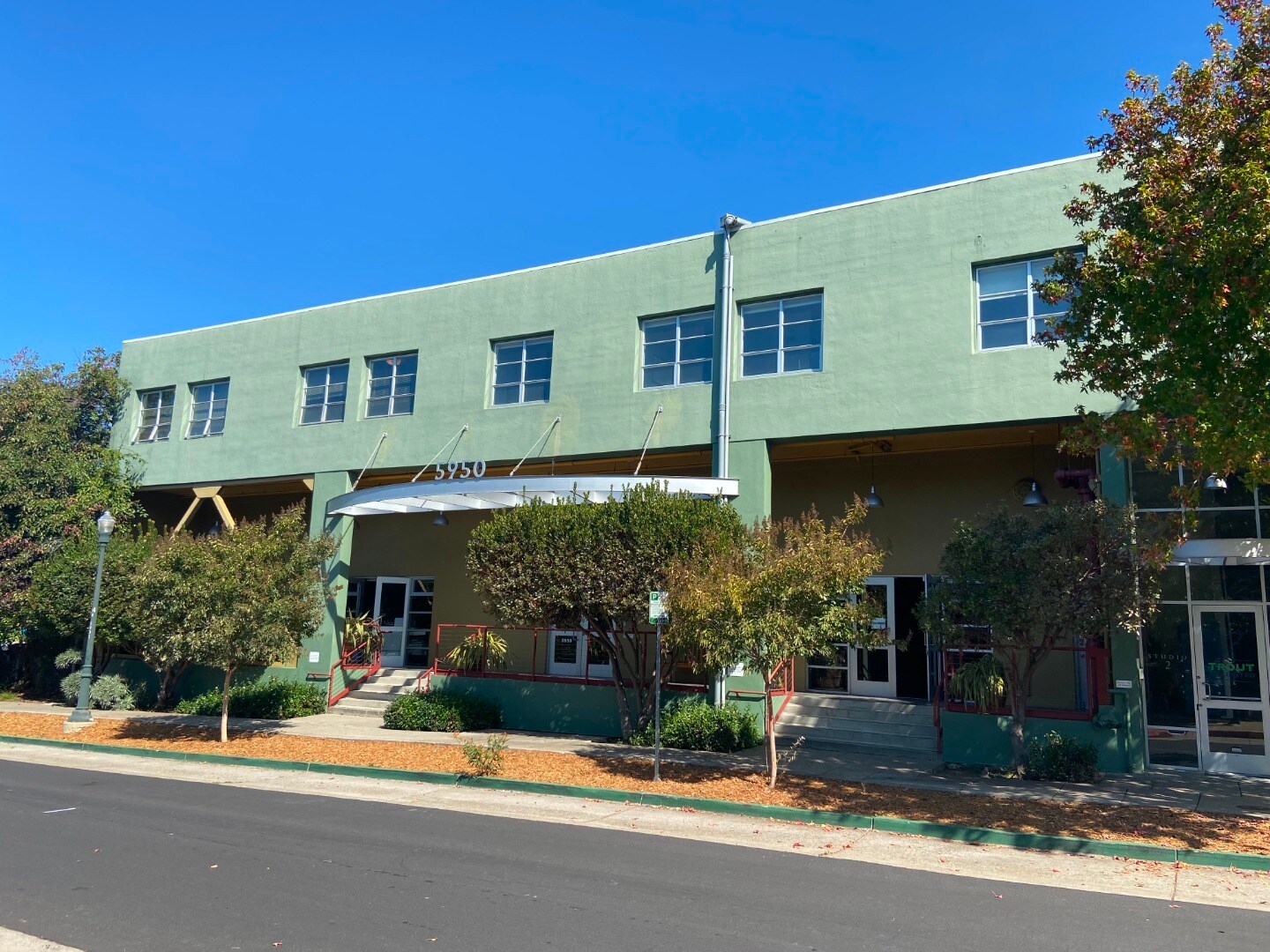 5950 Doyle St, Emeryville, CA for Rent