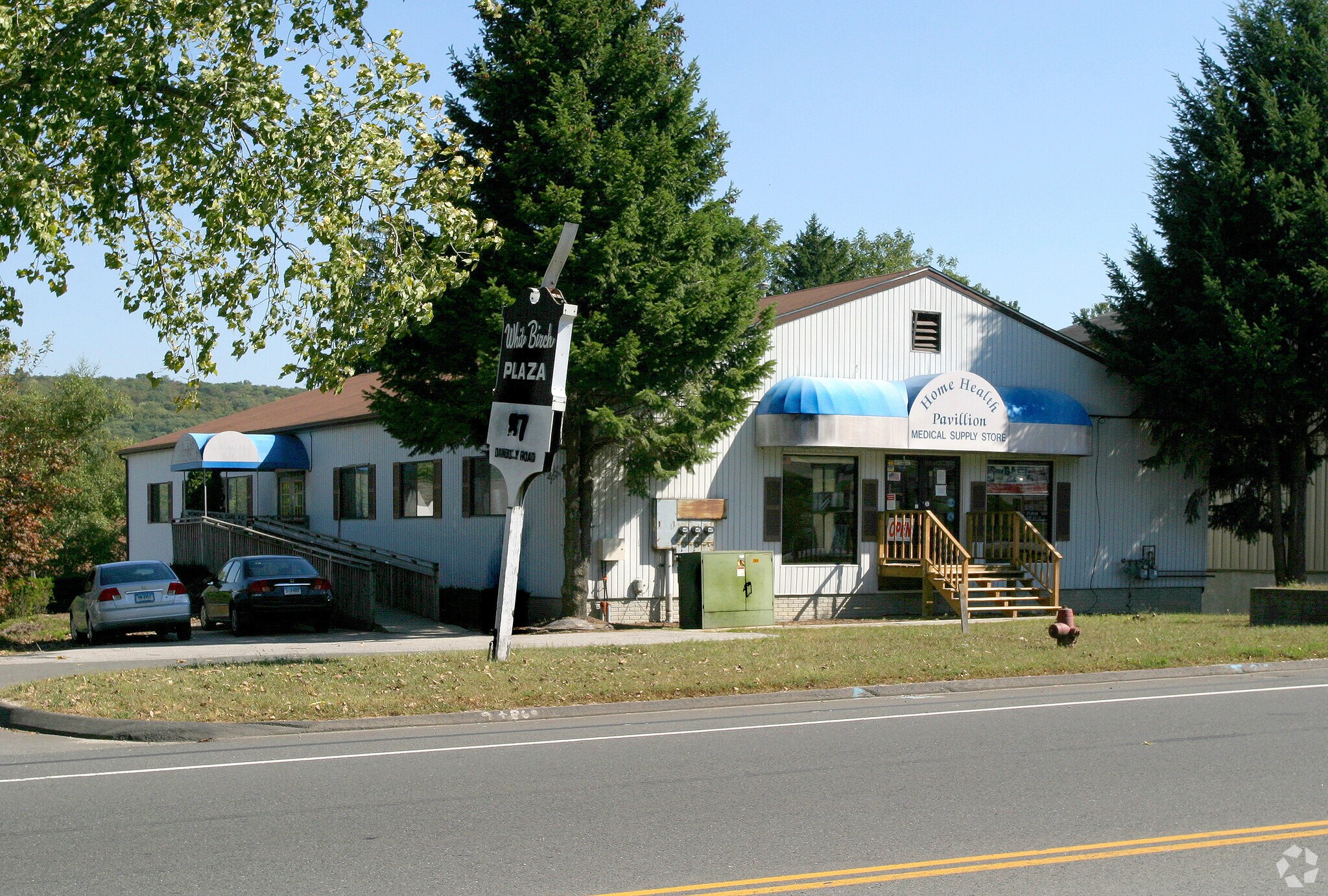 85 Danbury Rd New Milford, CT 06776 Retail Property for Lease on