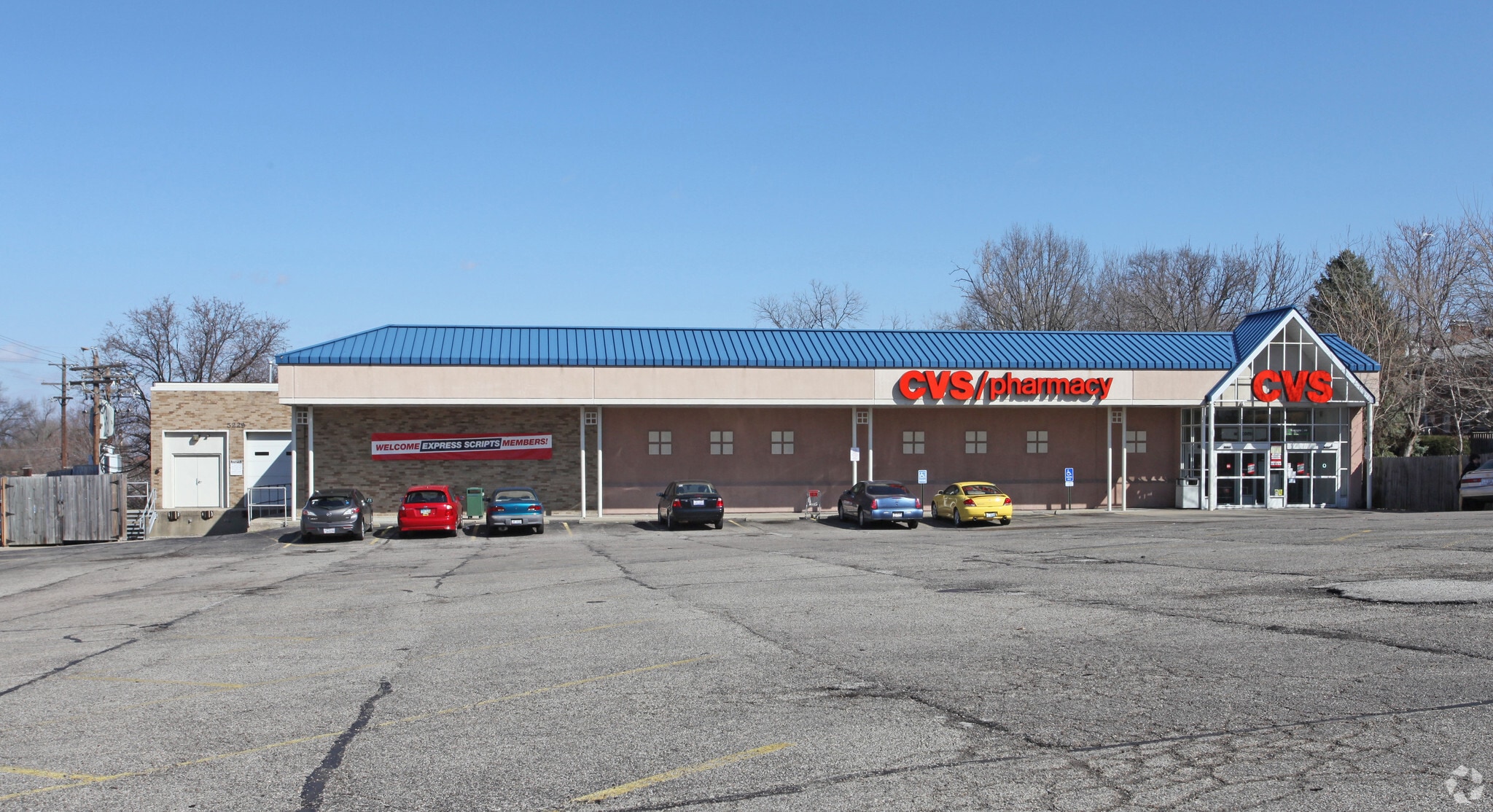 5229 Montgomery Rd, Cincinnati, OH for Rent