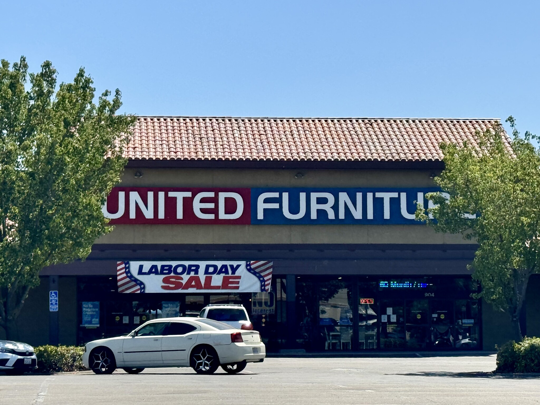 904 E Hammer Ln, Stockton, CA for Sale