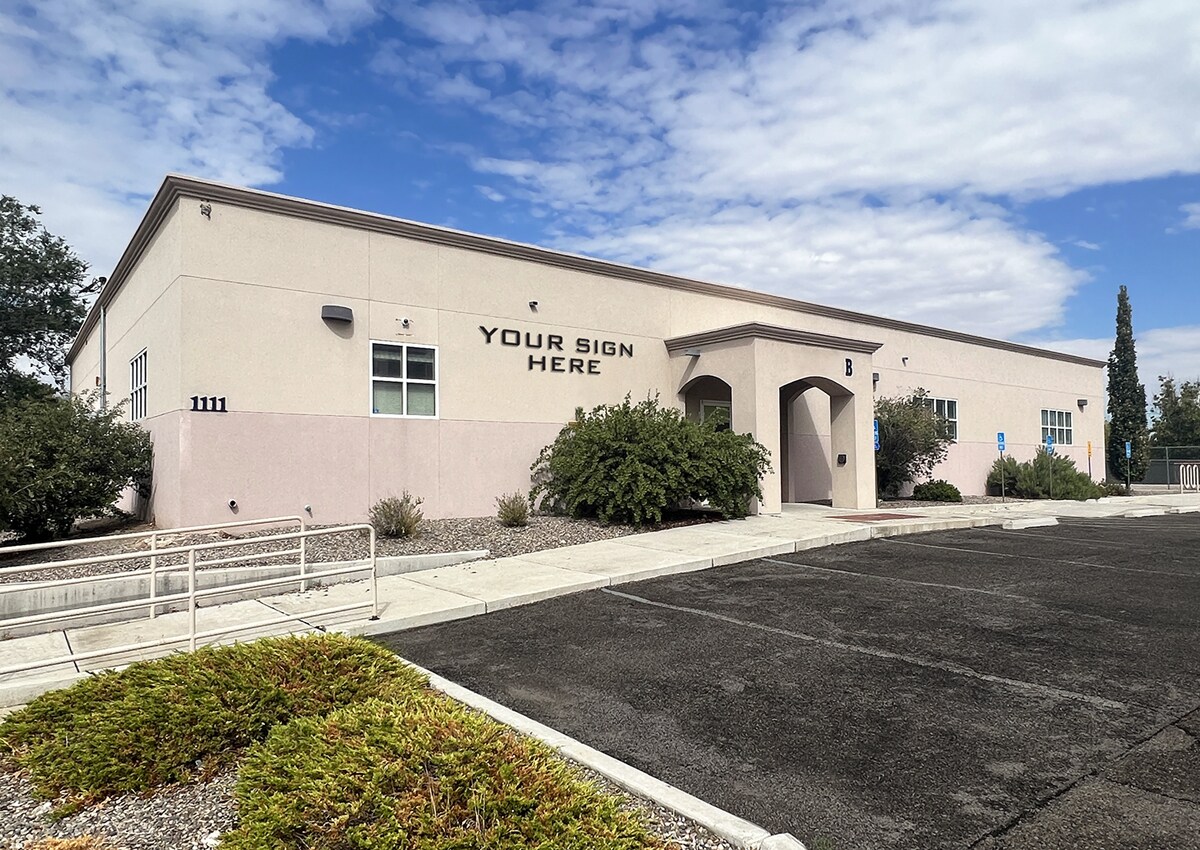 1111 Menaul Blvd NE, Albuquerque, NM for Sale