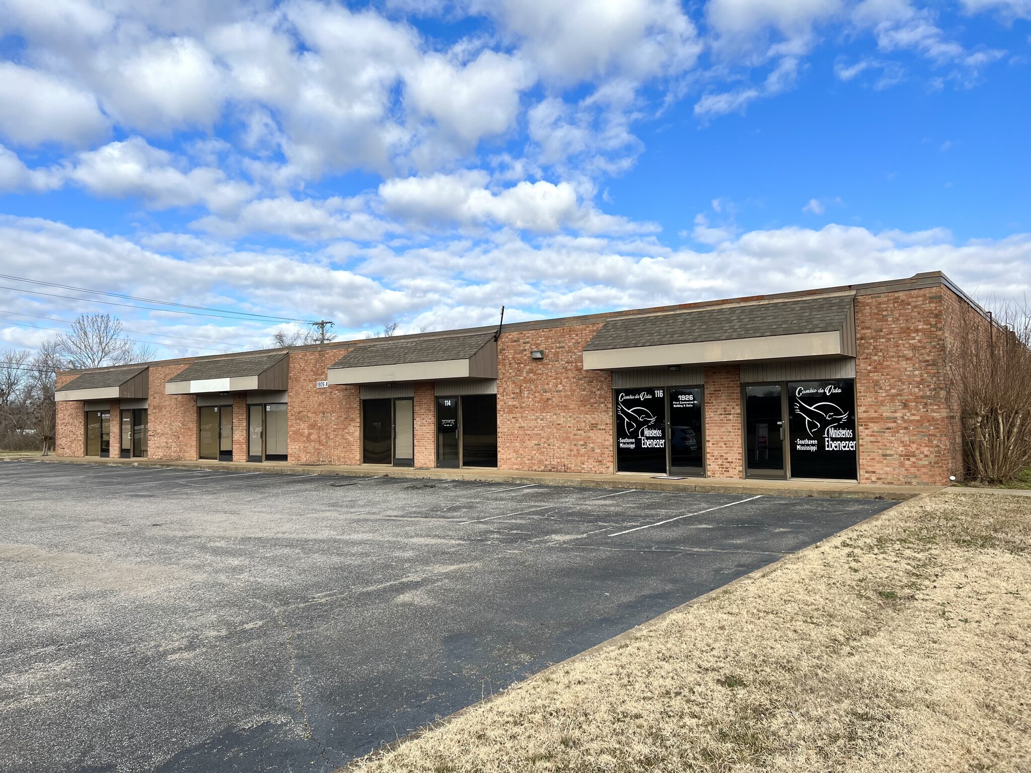 1926 First Commercial Dr, Southaven, MS for Rent