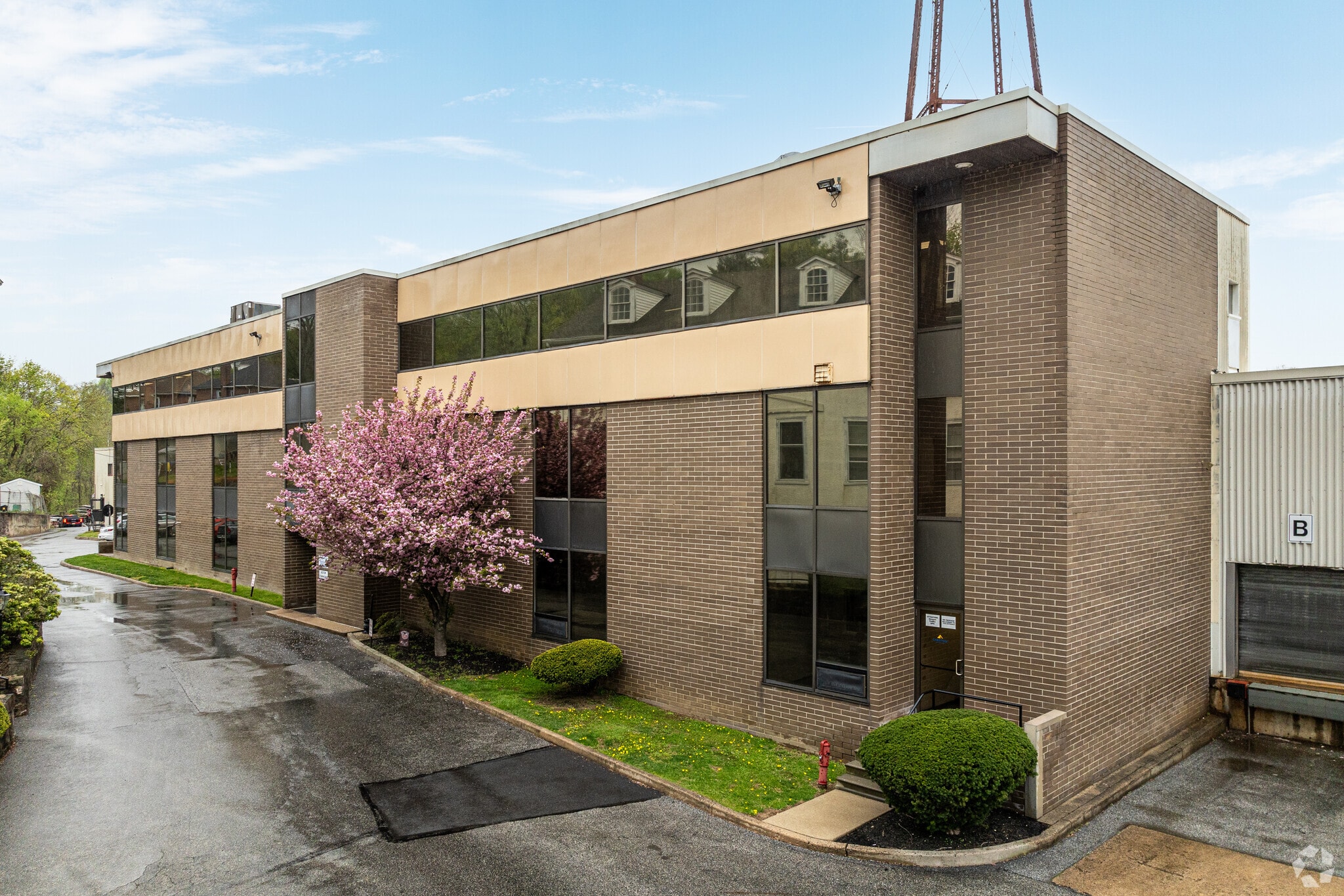 2 New Rd, Aston, PA for Rent