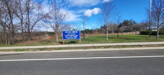 Smithtown, NY Commercial Land - 744 Smithtown Byp