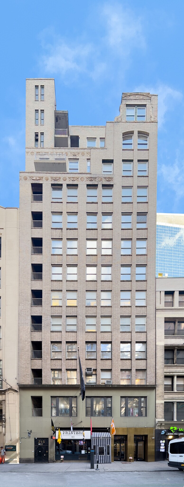 215 W 40th St, New York, NY for Rent