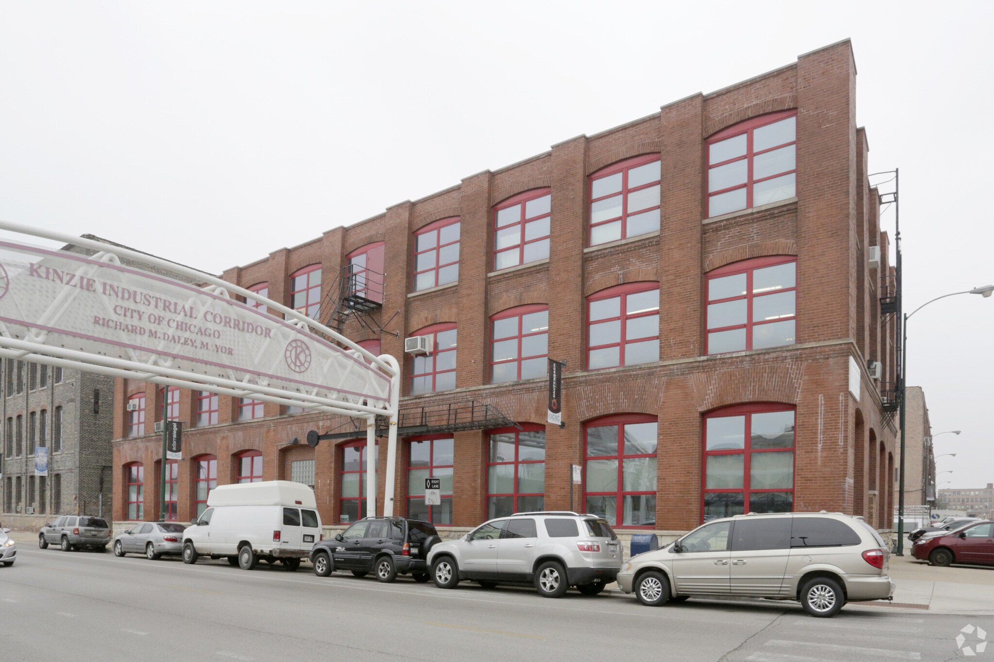 320 N Damen Ave, Chicago, IL for Rent