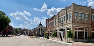 Flower Mound, TX Office, Retail - 300-900 Parker Sq