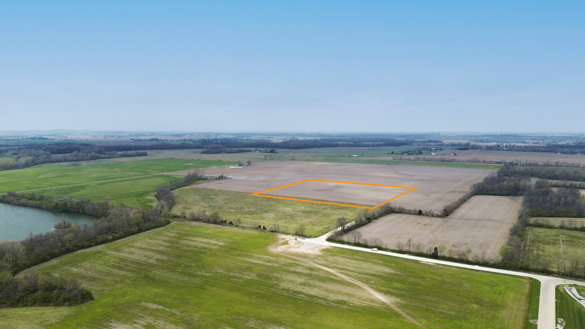 1002 W Boggstown Rd, Shelbyville, IN for Sale