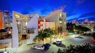 San Diego, CA Apartments - 434 13th St