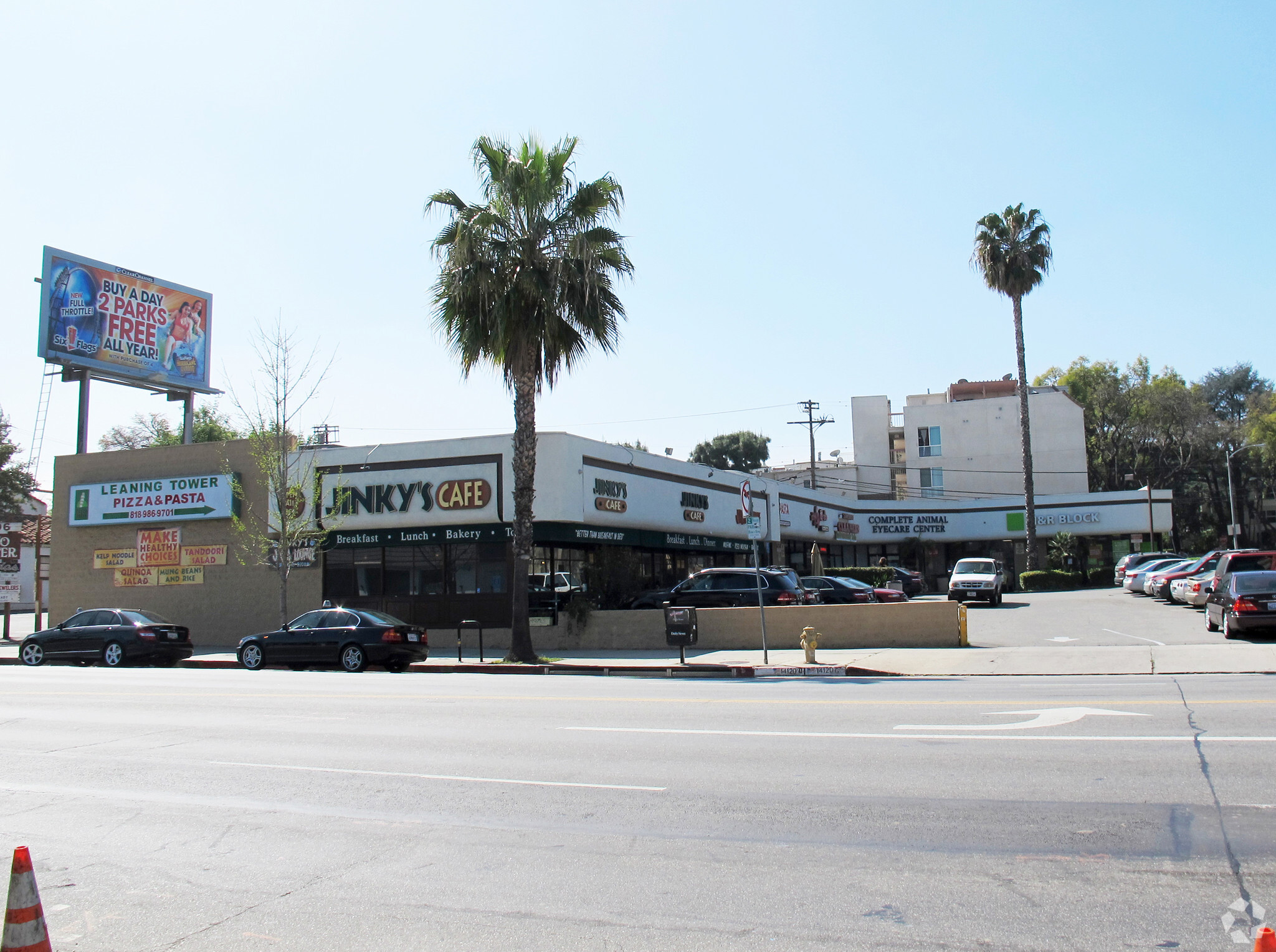 14120 Ventura Blvd, Sherman Oaks, CA for Rent