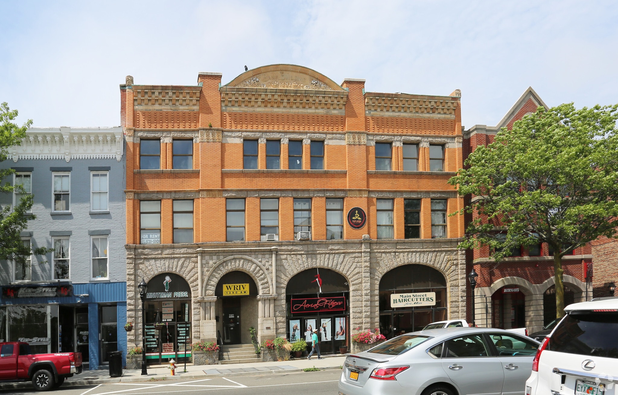 42 W Main St, Riverhead, NY for Rent