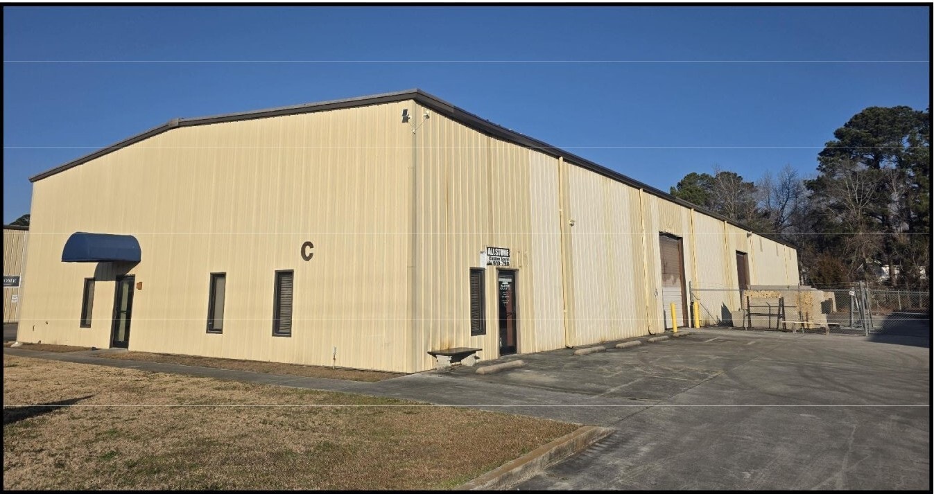 301-C N Green Meadows Rd, Wilmington, NC for Rent