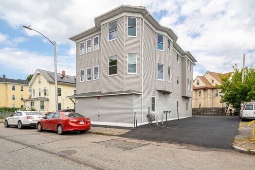 27-29 Camp St, Worcester, MA for Sale